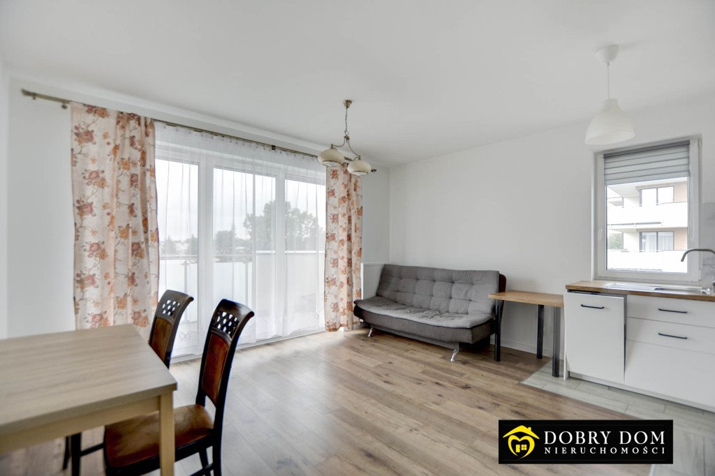 Mieszkanie dwupokojowe na sprzedaż Bielsk Podlaski  47m2 Foto 1