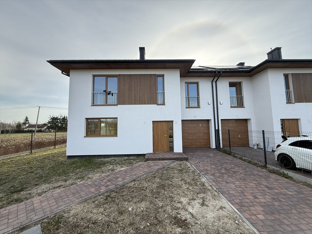 Nowoczesny dom 150 m2 z fotowoltaiką i ogrzewaniem podłogowym Wrzosówka, Dworska 6  150m2 Foto 1