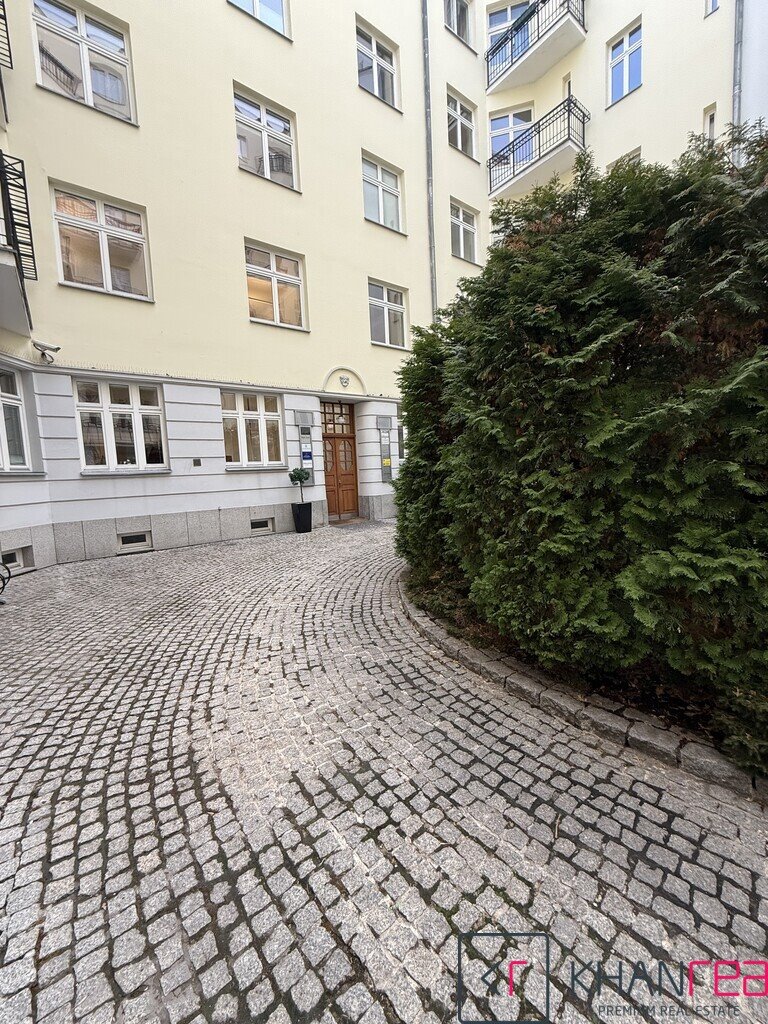 Lokal użytkowy na wynajem Warszawa  109m2 Foto 1