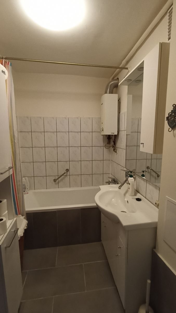 Mieszkanie dwupokojowe na sprzedaż Staszów, Jana Pawła II  46m2 Foto 6