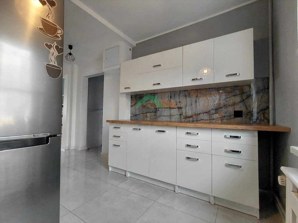 Jasne 2 pokoje z balkonem po remoncie, blisko uczelni. Częstochowa, Tysiąclecie  46m2 Foto 1