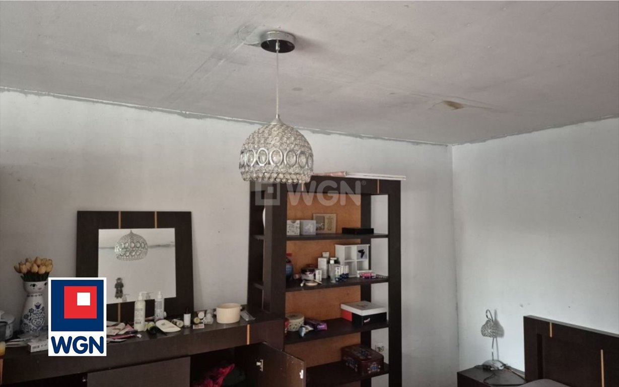 Urokliwy dom do remontu z dużą działką i garażem Ostrów, Ostrów  71m2 Foto 1