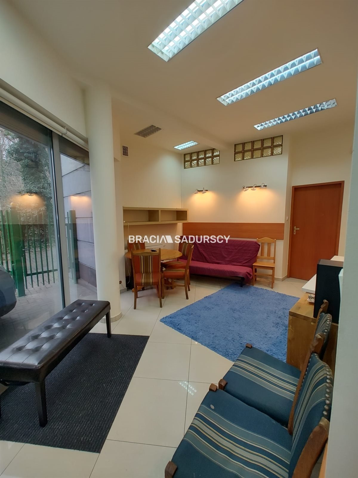 Lokal użytkowy na wynajem Kraków, Podgórze, Mitery  45m2 Foto 1