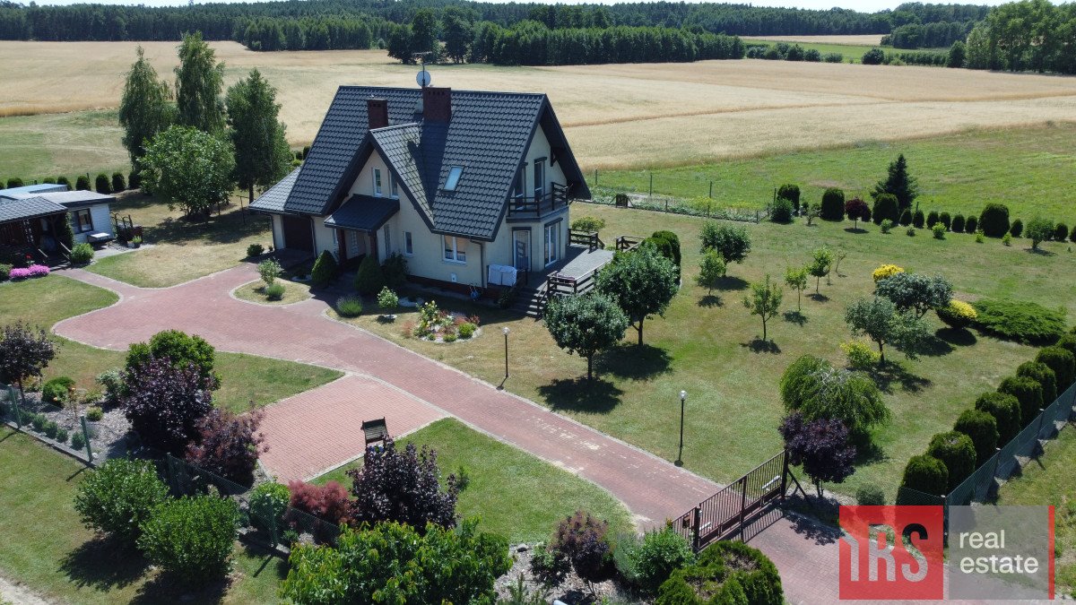 Dom na sprzedaż Piętno  152m2 Foto 1