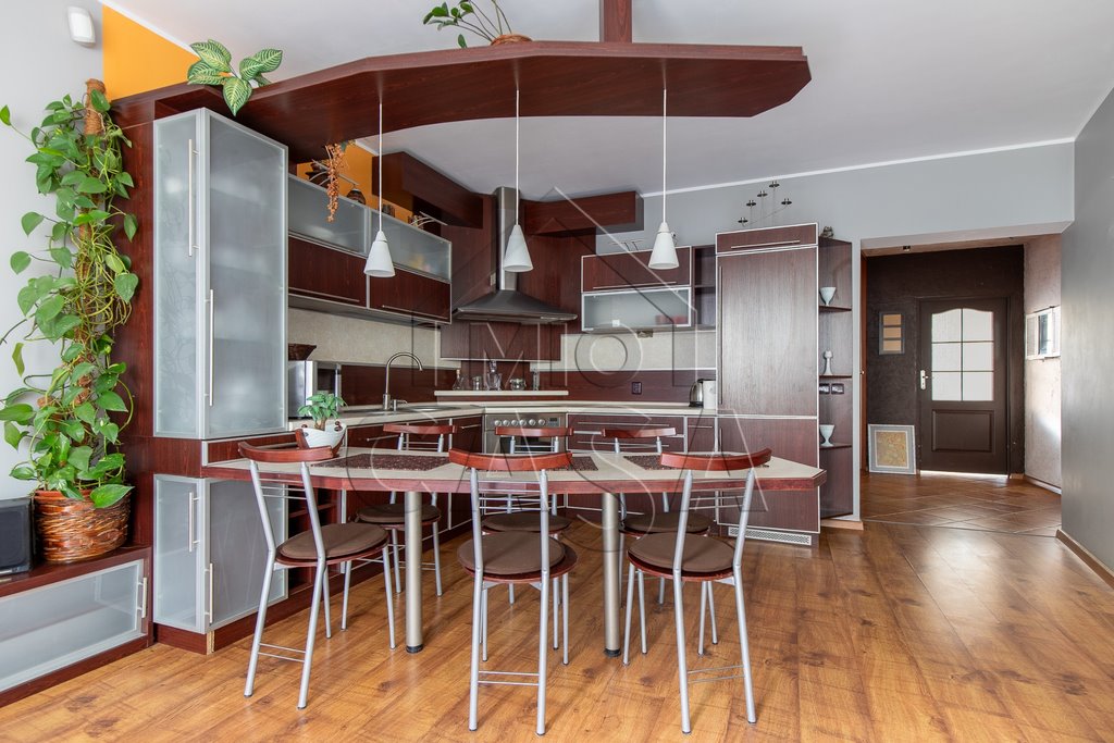 Do sprzedania słoneczne 3-pokojowe mieszkanie 64,5 m² w Rumi Rumia, Opolska  65m2 Foto 1