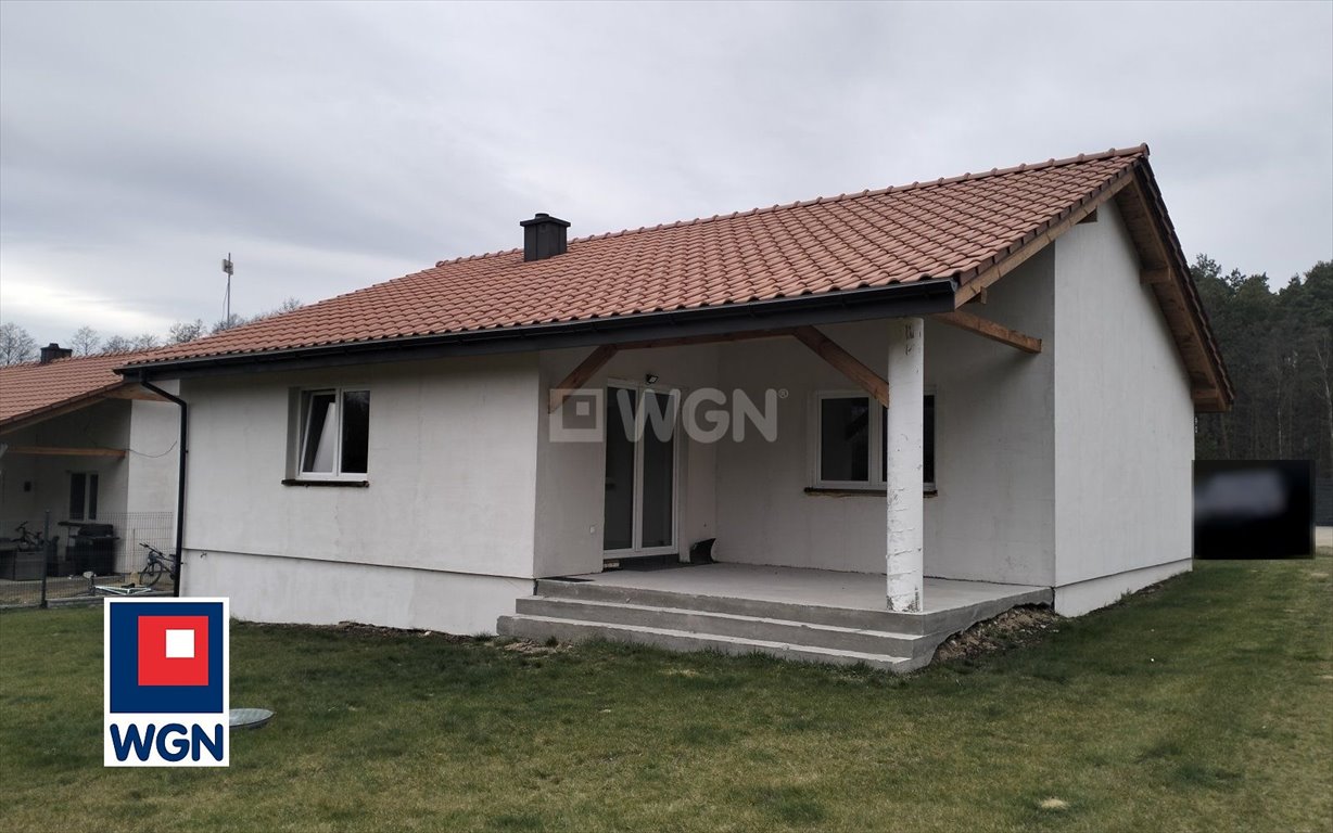 Nowy dom 119 m2 z tarasem, ogrzewaniem podłogowym i lasem Brodnica, Kominy  119m2 Foto 1