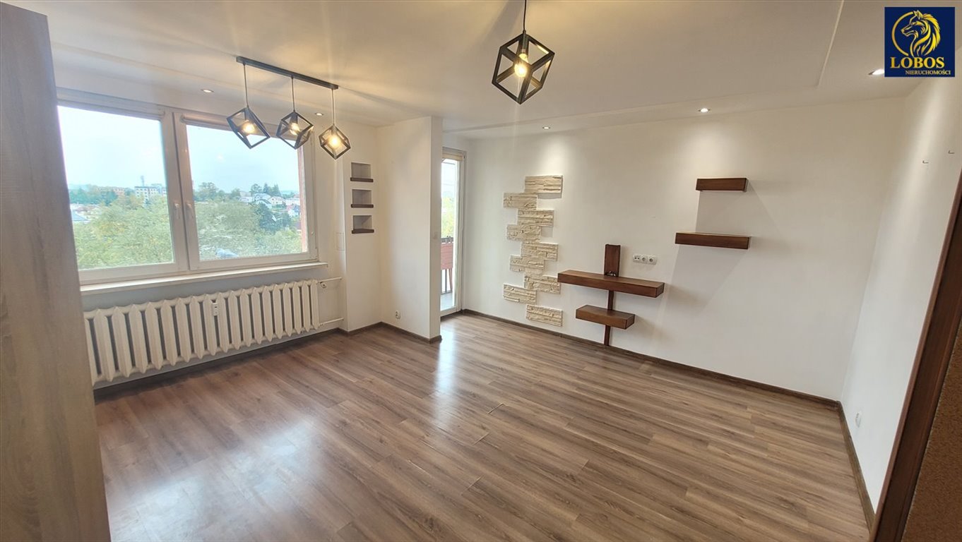 Wynajmę przestronne mieszkanie 63 m² z balkonem i widokiem w Cieszynie Cieszyn  69m2 Foto 1