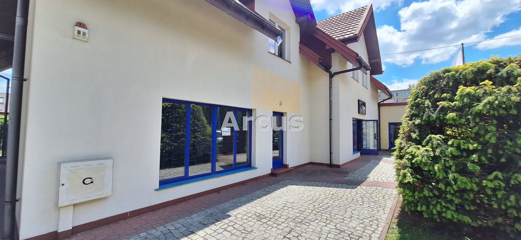 Lokal handlowo-usługowy 120 m² - wysoki standard - Tarnów Tarnów, Rzędzin, Graniczna  120m2 Foto 1