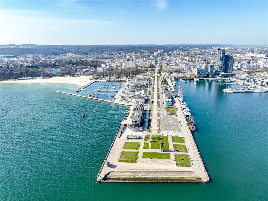 Mieszkanie dwupokojowe na sprzedaż Gdynia, Śródmieście, A. Hryniewickiego  79m2 Foto 4