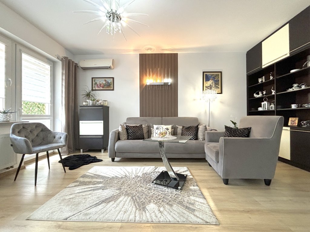 Mieszkanie trzypokojowe na sprzedaż Rzeszów, Zalesie, al. gen. Władysława Sikorskiego  67m2 Foto 1