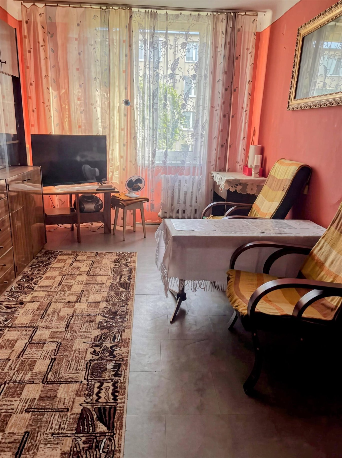 Na sprzedaż jasne 2-pokojowe mieszkanie 38 m² w Rudzie Śląskiej Ruda Śląska, Nowy Bytom, Szymały  38m2 Foto 1