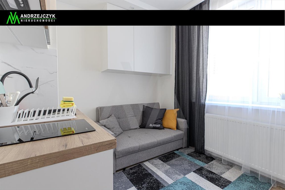15 m² w Gdyni Śródmieście, blisko plaży - polecam! Gdynia, Śródmieście, Śródmieście, ŚWIĘTOJAŃSKA  15m2 Foto 1