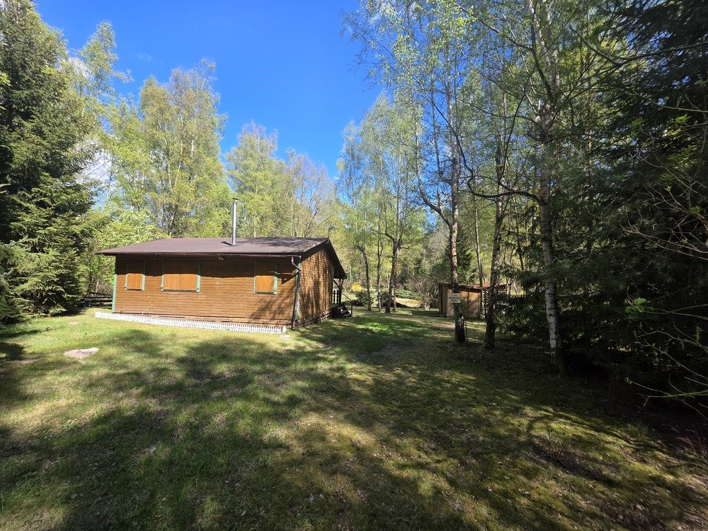 Działka z domkiem 2021, jezioro 100m, spokój i natura Parlino  1 900m2 Foto 1