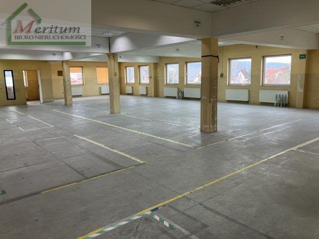 Lokal użytkowy na wynajem Nowy Sącz  1 500m2 Foto 1