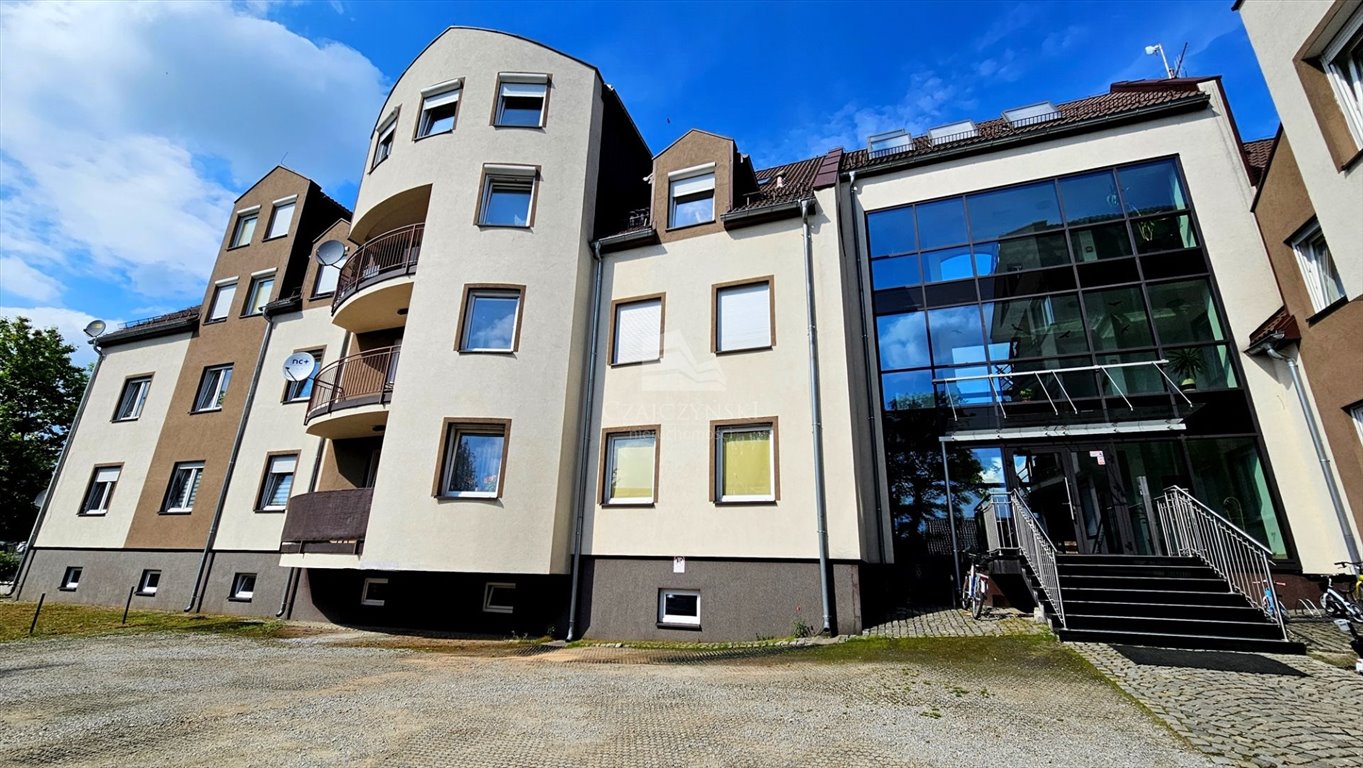 Dwupoziomowe 5 pokoi z balkonem, garaż i monitoring Gniechowice, Kątecka  123m2 Foto 1