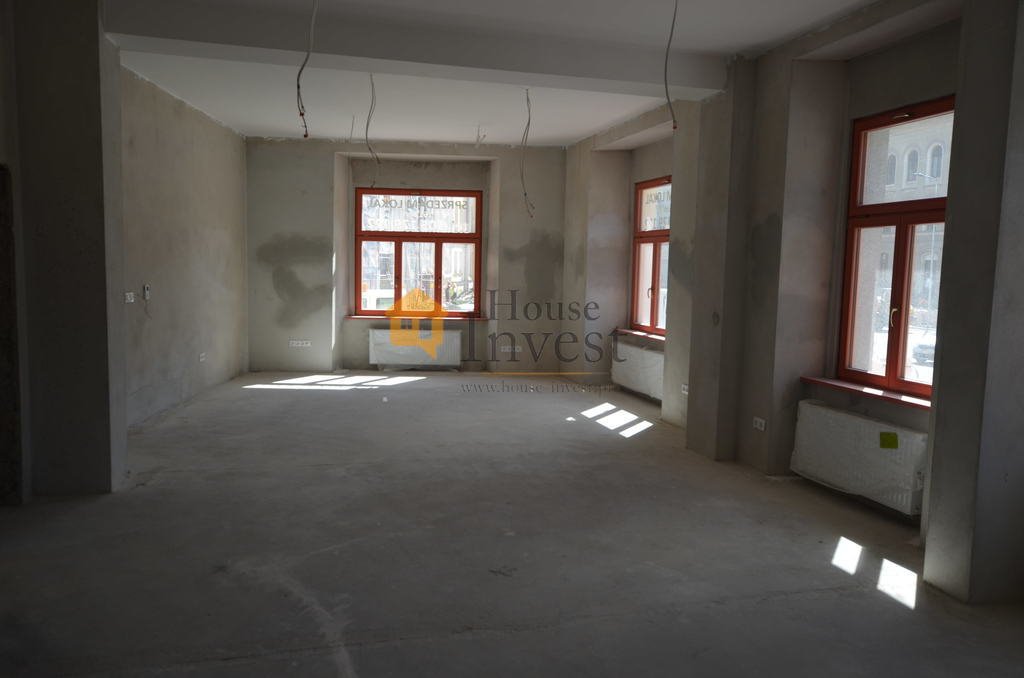 Lokal użytkowy 162 m² w odrestaurowanym budynku, gotowy do adaptacji Legnica, Powstańców Śląskich  163m2 Foto 1