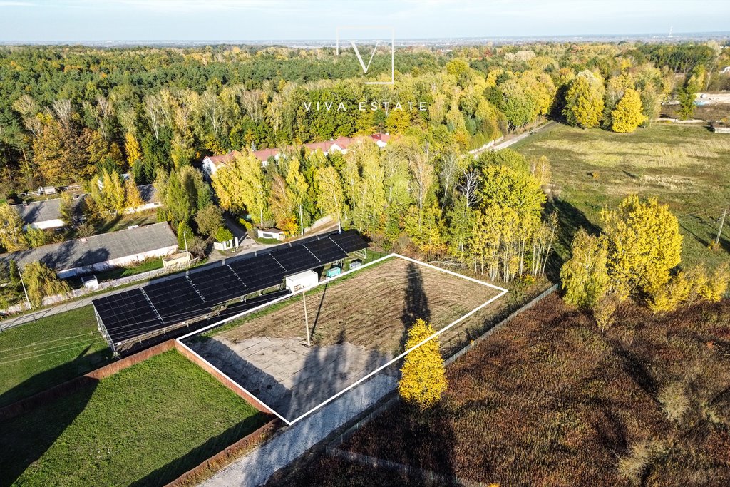 Urokliwa działka 1701 m² pod dom w Borowinie Borowina, Topolowa  1 701m2 Foto 1