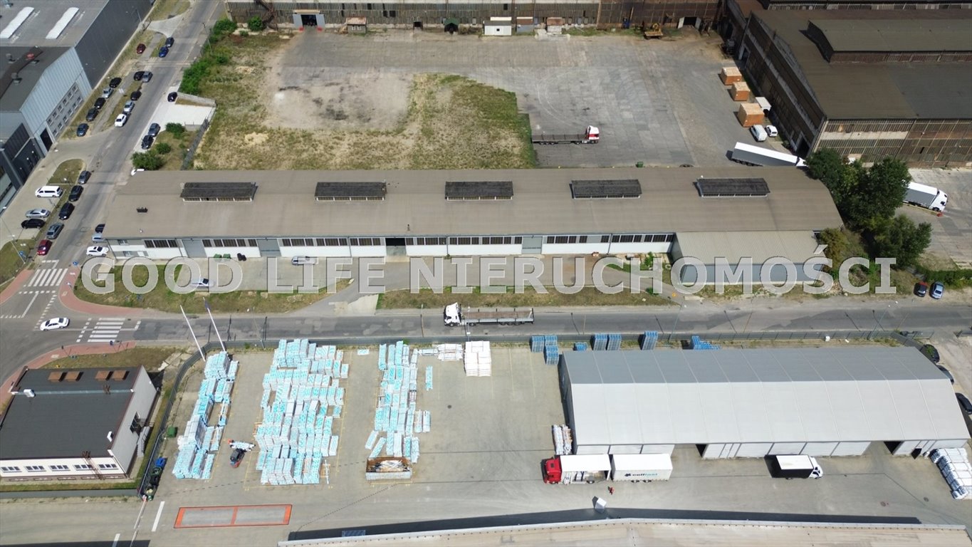 Hala produkcyjno-magazynowa 3142 m² z biurami i suwnicami Stalowa Wola, Kwiatkowskiego  3 142m2 Foto 1