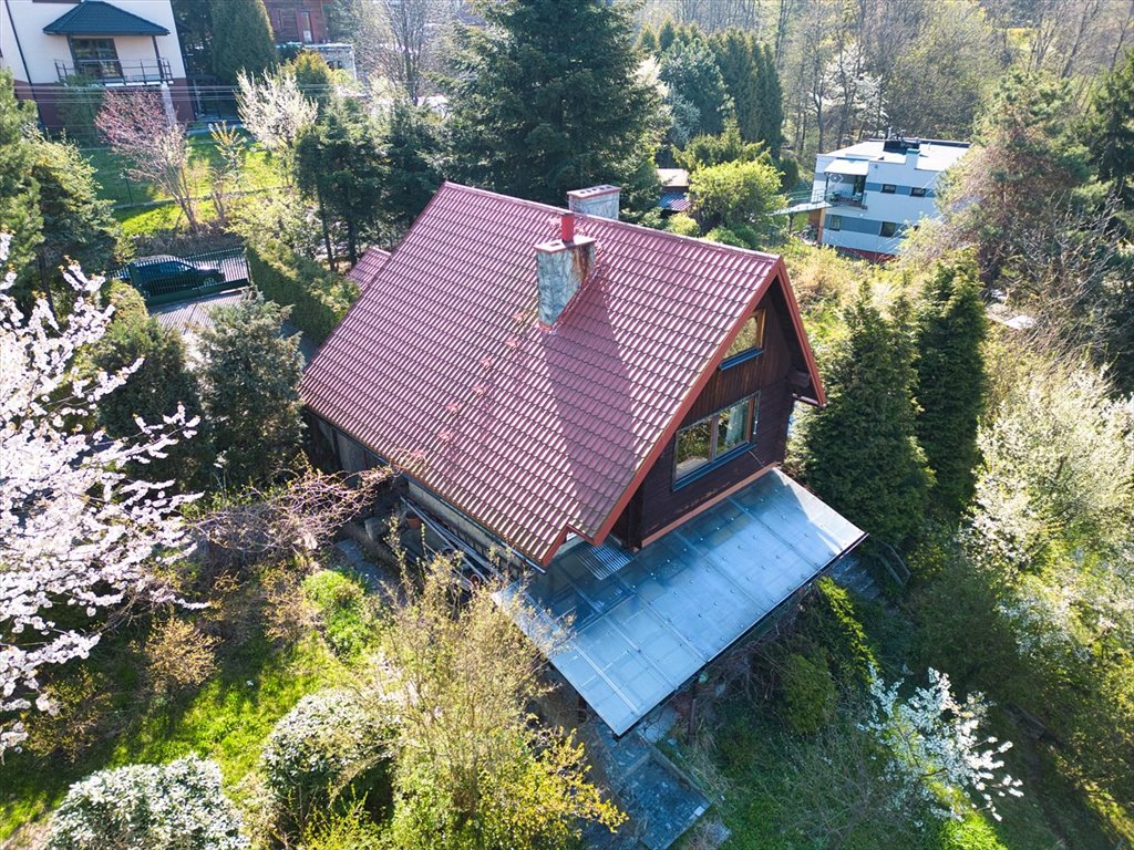 Urokliwy dom z kominkiem i dużą działką w Lipniku Bielsko-Biała, Lipnik  141m2 Foto 1