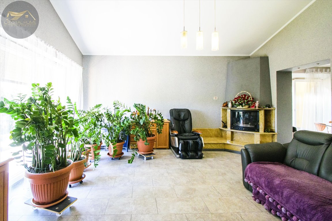 Dom na sprzedaż Świdnica  200m2 Foto 1