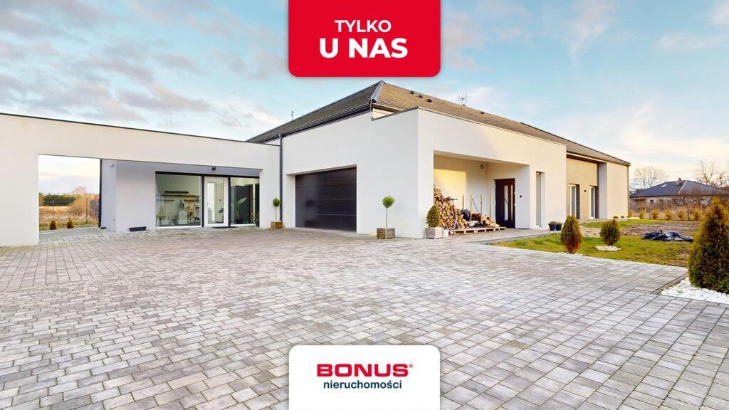 Przestronny dom w Tanowie z garażem i ogrodem Tanowo  296m2 Foto 1