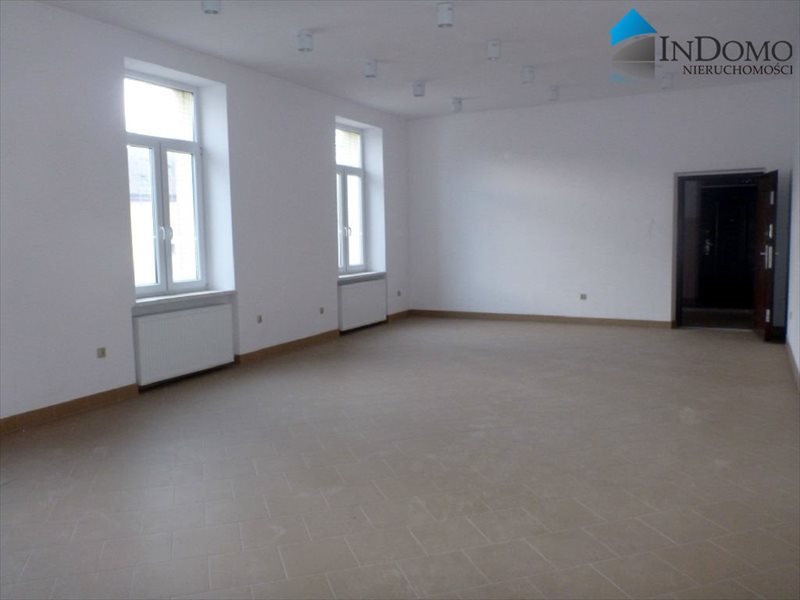 Lokal użytkowy na wynajem Piotrków Trybunalski 80m2 Foto 1 Lokal użytkowy na wynajem Piotrków Trybunalski 80m2 Foto 1