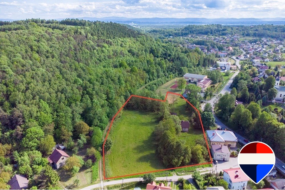 Działka inwestycyjna 1,04 ha w centrum Regulic z mediami Regulice, Aleja Jana Pawła II 0  10 400m2 Foto 1