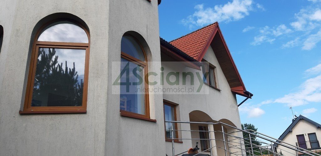 Przestronny dom 360 m² z garażem i dużym potencjałem zapraszam Gołków  360m2 Foto 1