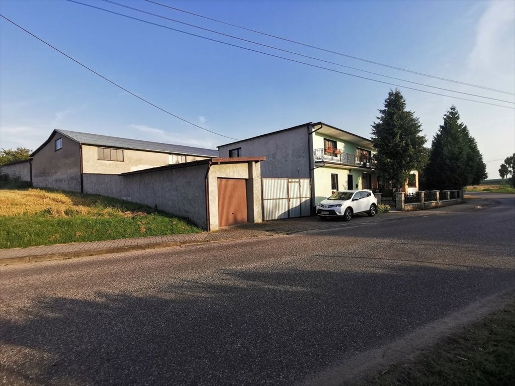 Na sprzedaż: duży obiekt 700 m2 z budynkami i potencjałem Kamionka  700m2 Foto 1