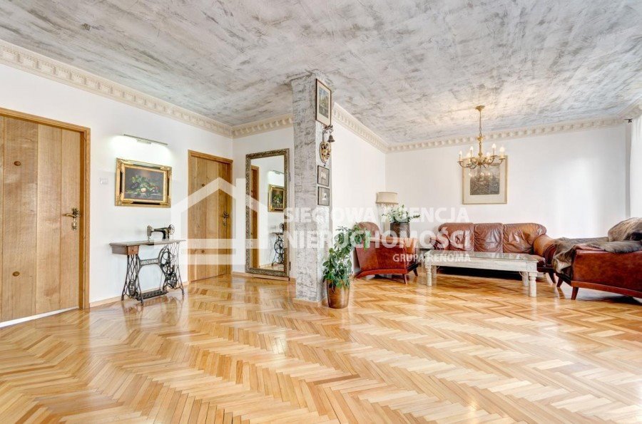 Przestronny 3-pok. lokal z tarasem i balkonem w Orłowie Gdynia, Orłowo  90m2 Foto 1