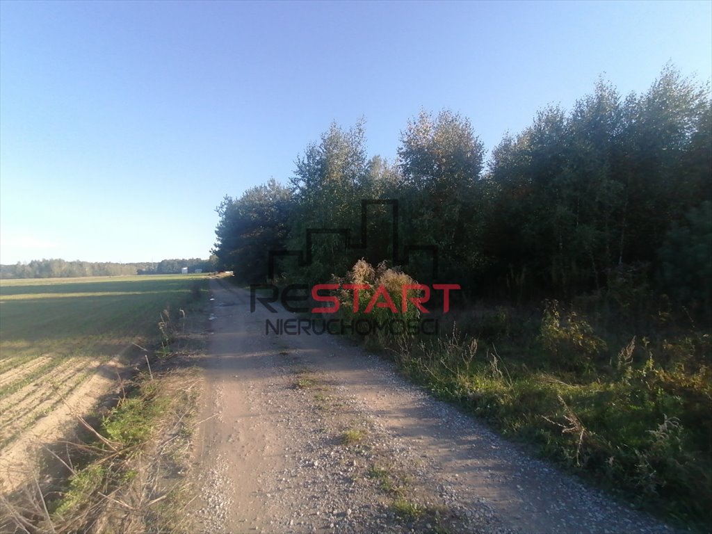 Działka budowlana na sprzedaż Korytów  1 694m2 Foto 1