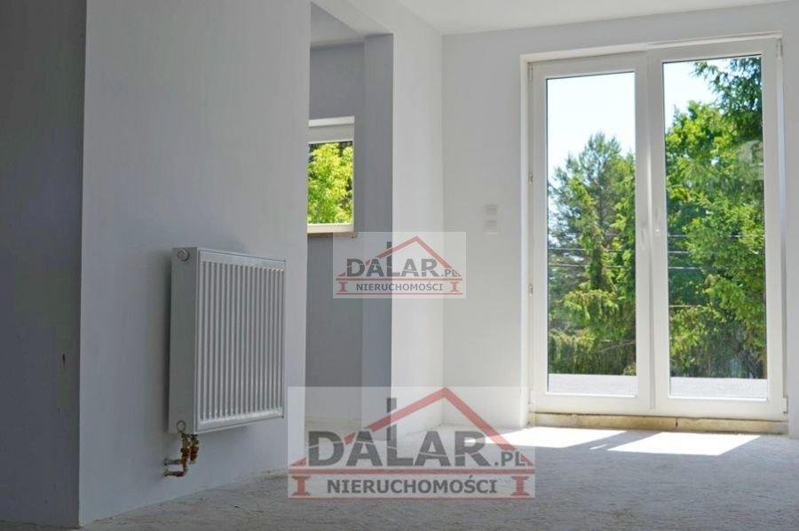 Dworek z nowoczesnym wnętrzem i dużym potencjałem - polecam! Piaseczno, Zalesie Dolne  550m2 Foto 1