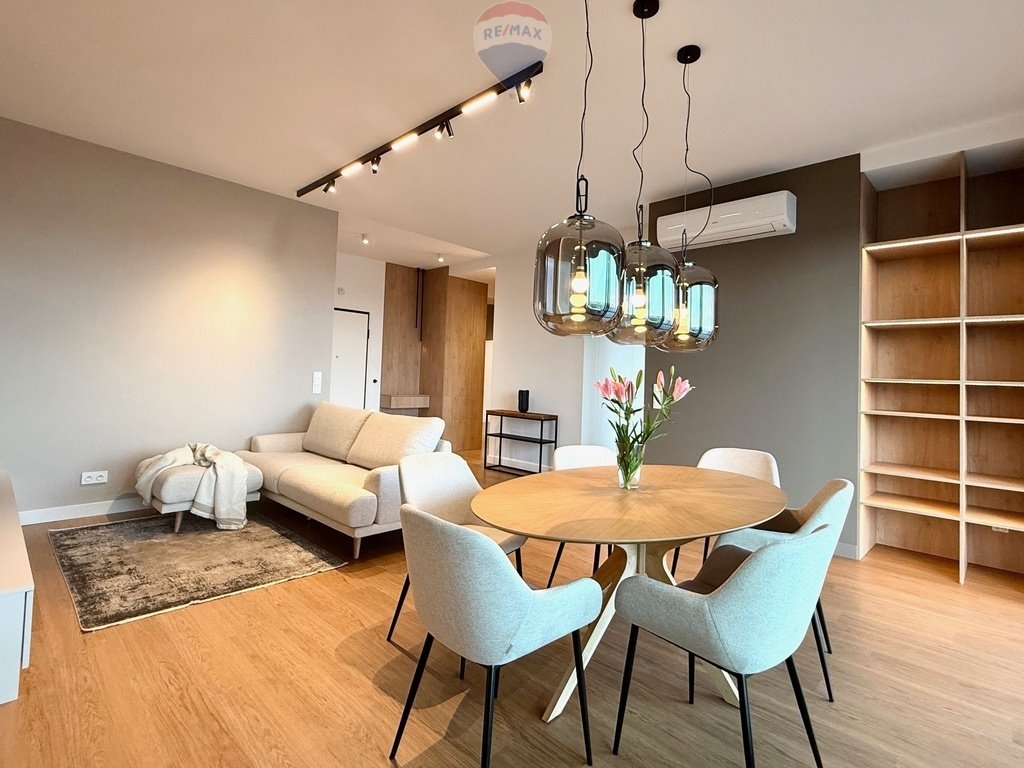 Mieszkanie na wynajem Katowice, Henryka Mikołaja Góreckiego  145m2 Foto 2