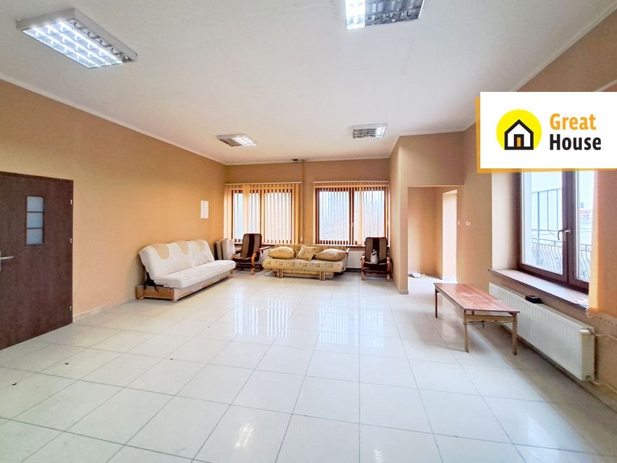 Atrakcyjny lokal 130 m² z dużym parkingiem i ekspozycją Kostomłoty Pierwsze  130m2 Foto 1