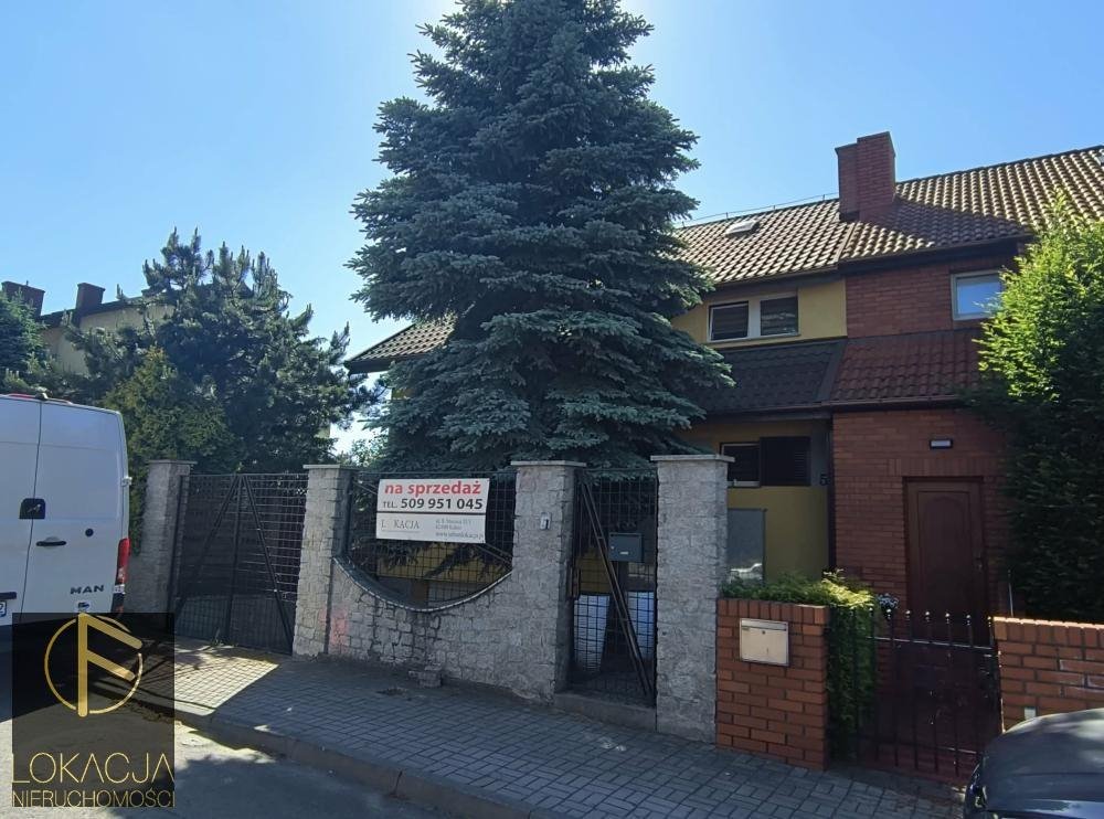 Zapraszam do obejrzenia przestronnego domu 185 m² z ogrodem w Kaliszu Kalisz  185m2 Foto 1