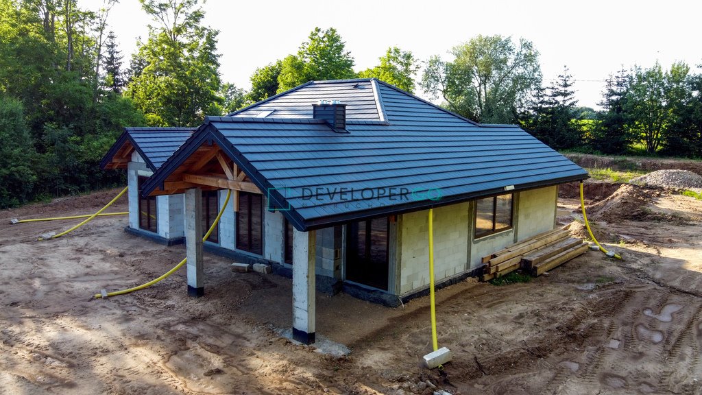 Dom z dużym potencjałem nad jeziorem w Karbowskim Karbowskie  221m2 Foto 1