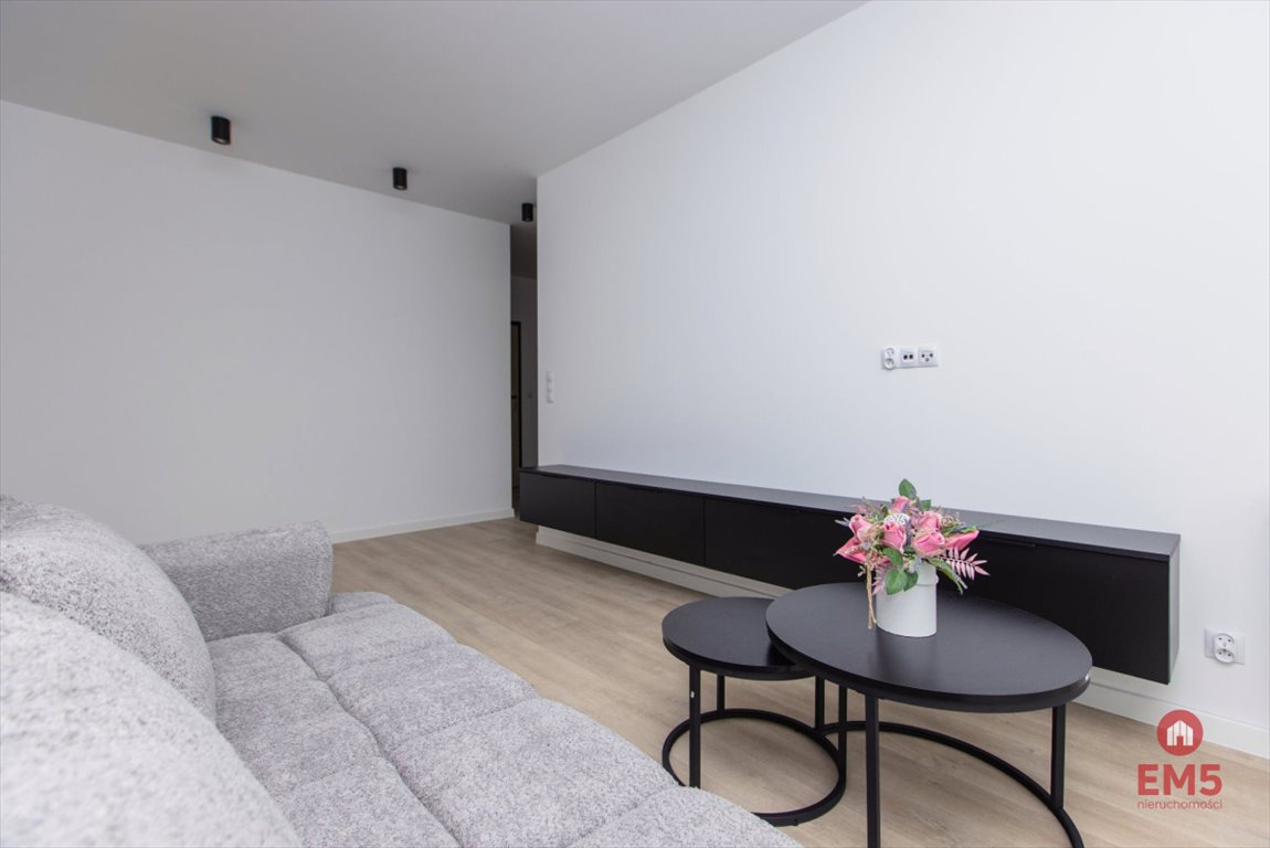 Nowoczesny apartament 66 m² z balkonem i wysokim standardem Suwałki, Krzysztofa Eugeniusza Pendereckiego  66m2 Foto 1