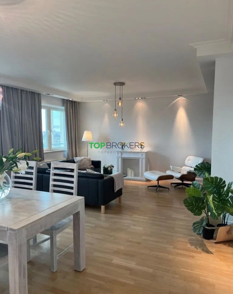 Dwupokojowe 115 m² z balkonem, basenem i garażem Warszawa, Mokotów Stegny, Jana III Sobieskiego  115m2 Foto 1