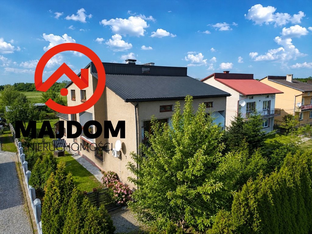 Do sprzedania przestronny dom 168 m² z garażem i możliwością dwóch rodzin Bobrek  168m2 Foto 1