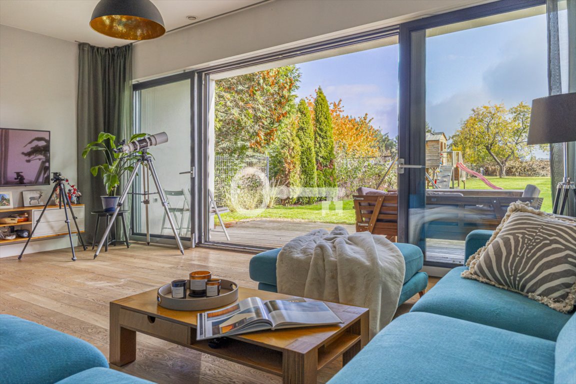 Zapraszam do obejrzenia nowoczesnego domu 183 m² z dużym ogrodem i garażem Warszawa, Wilanów Powsin  183m2 Foto 1