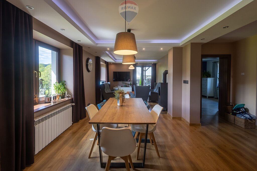 Przytulny dom z ogrodem, garażem i nowoczesnym wykończeniem Kuków  138m2 Foto 1