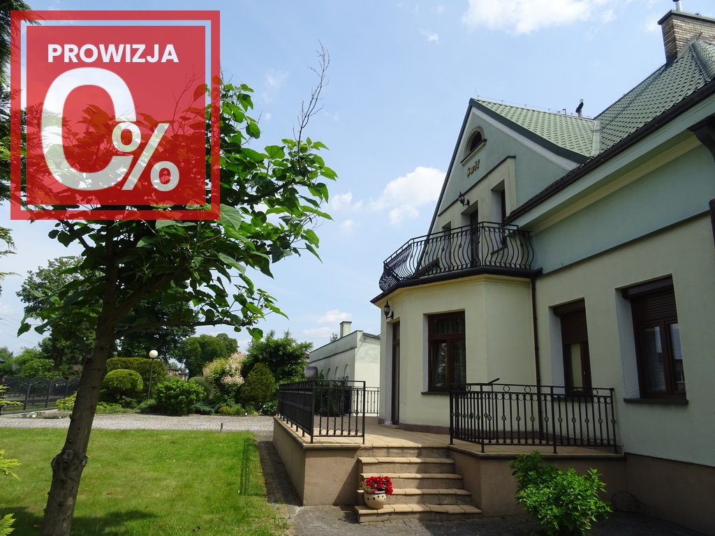 Sprzedam dom z garażami i dużą działką w Poniatowie Poniatów, Kasztanowa  170m2 Foto 1