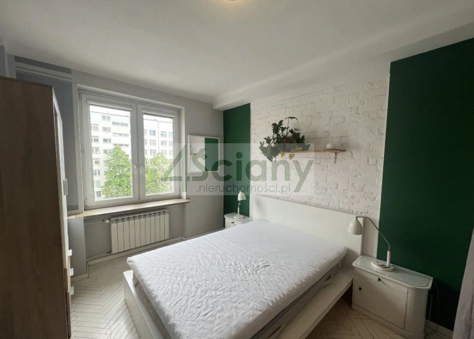 Dwupokojowe 52 m² w centrum Warszawy (blisko Placu Zbawiciela) Warszawa, Śródmieście, Aleja Armii Ludowej  52m2 Foto 1