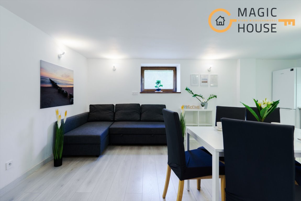 Inwestycyjna willa z widokiem na morze, 180 m² Rewa, Morska  180m2 Foto 1