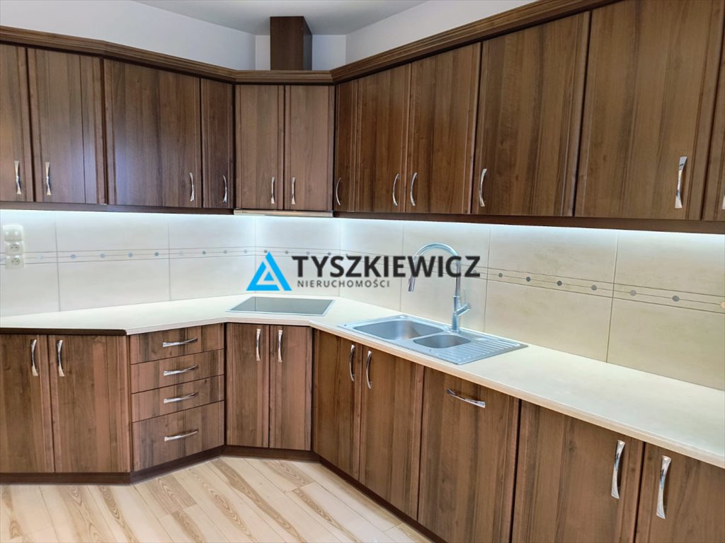 Mieszkanie dwupokojowe na sprzedaż Lębork, Różyckiego  75m2 Foto 1
