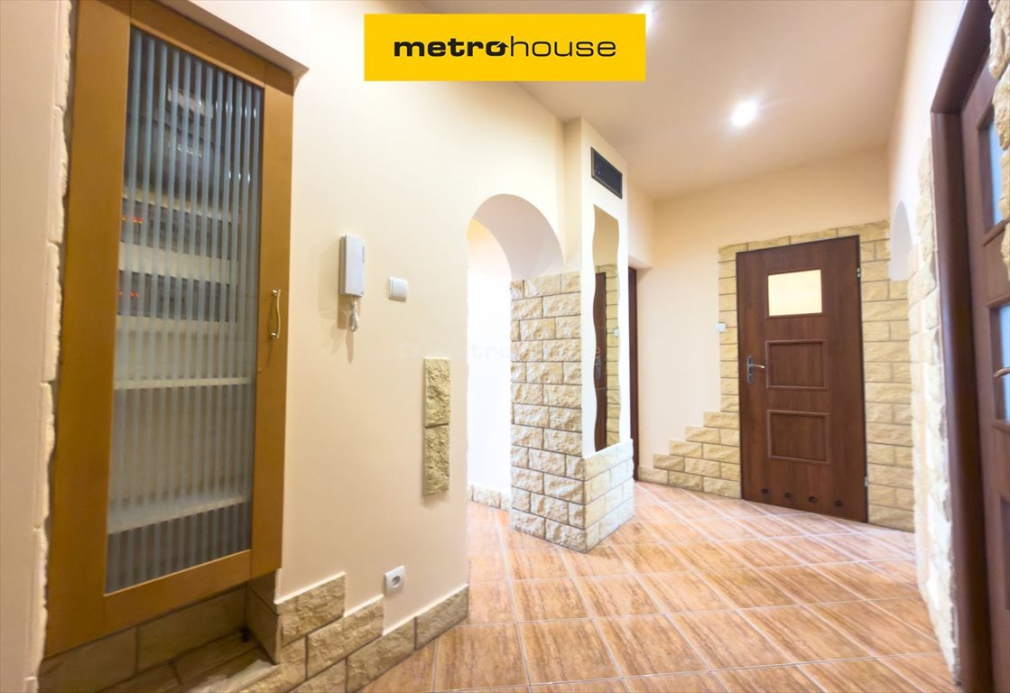 Przestronne 3-pokojowe mieszkanie na parterze z balkonem i dużą piwnicą Stalowa Wola, Energetyków  59m2 Foto 1