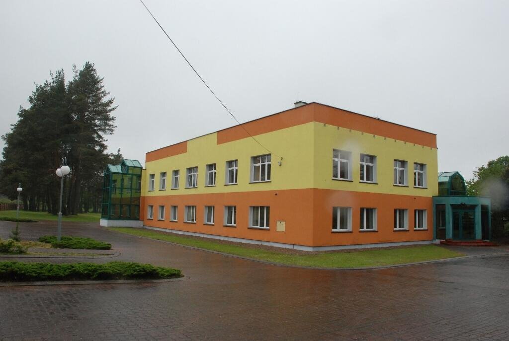 Budynek wielofunkcyjny 868 m² z dużym parkingiem i ogrodem Sławoborze  868m2 Foto 1
