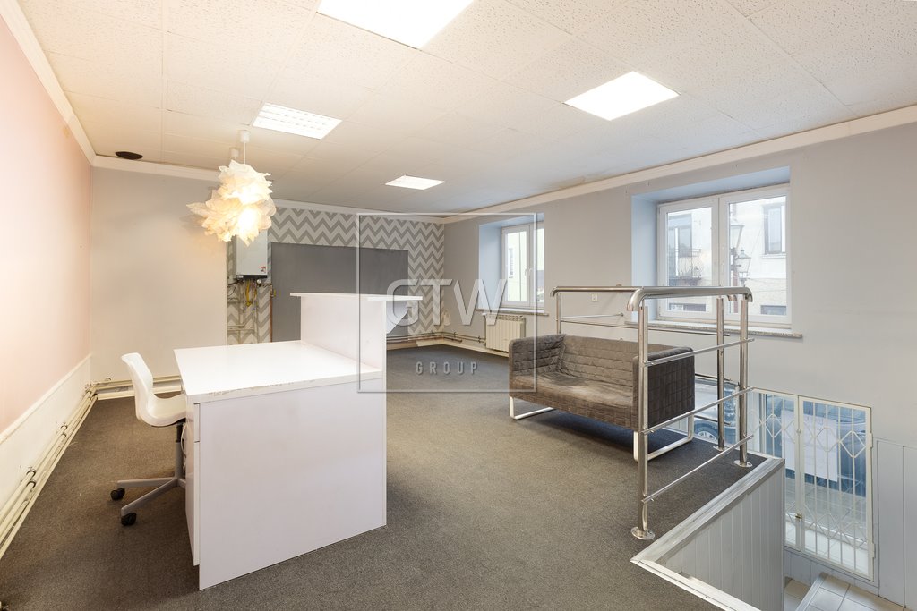 Lokal usługowy 55 m² w centrum Grójca z witrynami Grójec  55m2 Foto 1
