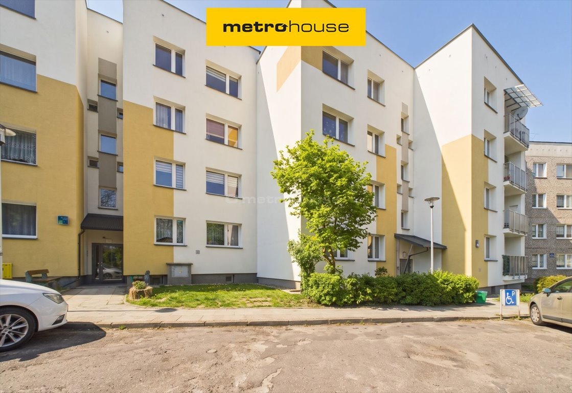 Polecam 2-pokojowe mieszkanie do remontu z balkonem i piwnicą Tychy, Osiedle B, Brzozowa  50m2 Foto 1