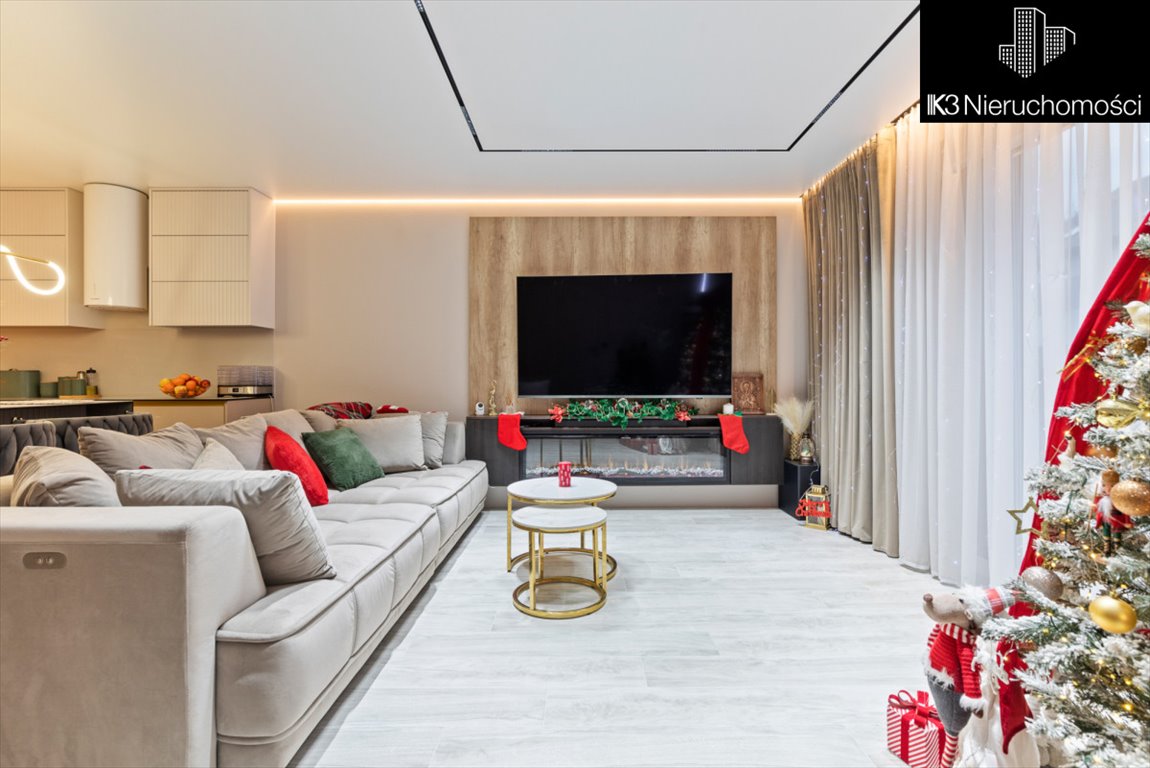 Ekskluzywny dom w Markach z nowoczesnym wykończeniem Marki  184m2 Foto 1